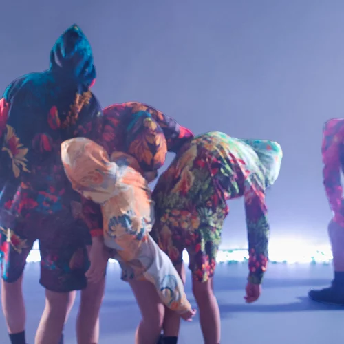 "Aurora": Ο χορός σε  εποχή έκτακτης οικολογικής ανάγκης από τους Σπύρο Κουβαρά και Synthesis 748 Dance Co.