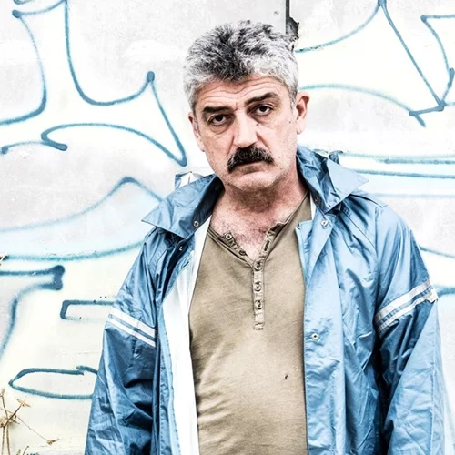 Δημήτρης Ήμελλος: "Στην Ελλάδα, οι μεγάλοι ήρωες πεθαίνουν εντελώς ντροπιαστικά"