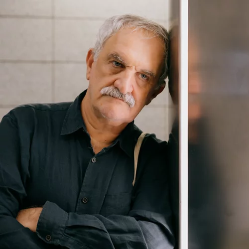 Ο Δημήτρης Καταλειφός είναι ο "Θείος Βάνιας" στο Δημοτικό Θέατρο Πειραιά