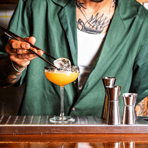 Τα μπαρ του φθινοπώρου: Πού και τι πίνουμε φέτος;