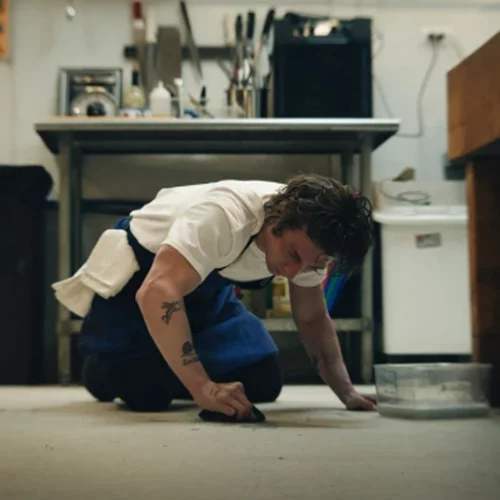 'The Bear': Η ωμή αλήθεια της κουζίνας στη νέα σειρά του Hulu