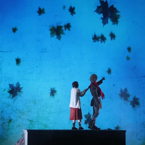 "Still! Ένα άγαλμα που γύρισε τον κόσμο": Μία μουσικοθεατρική παράσταση με αντιπολεμικό μήνυμα