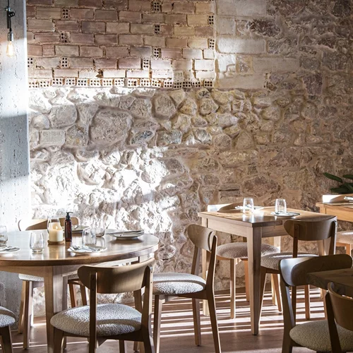 Κυριακή στο 'Jerár' για street food, κρασί και μπύρα