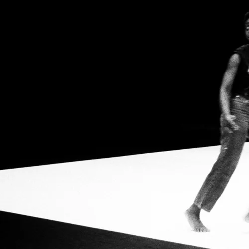 "Ποιος θυμάται τη Μάγια Ντέρεν;": Με αφορμή τη Beyoncé, μια ομάδα καταπιάνεται με μια φιγούρα της αβάν-γκαρντ