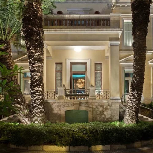 Στο "Balthazar" (και) για το "Penthouse"