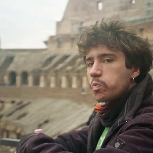 Άρη Κακλέα, πώς σου μπήκε το μικρόβιο της σκηνοθεσίας;