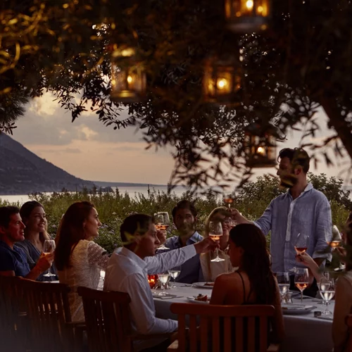 Αθηνόραμα Χρυσοί Σκούφοι Κύπρου 2024: Τα κορυφαία εστιατόρια του νησιού