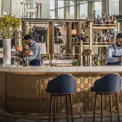 Fine drinking α λα γαλλικά στο 'Avra'