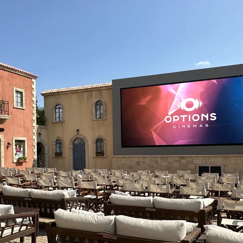 Ποιότητα, πολυτέλεια και ιταλικό αέρα φέρνουν τα Options Cinemas