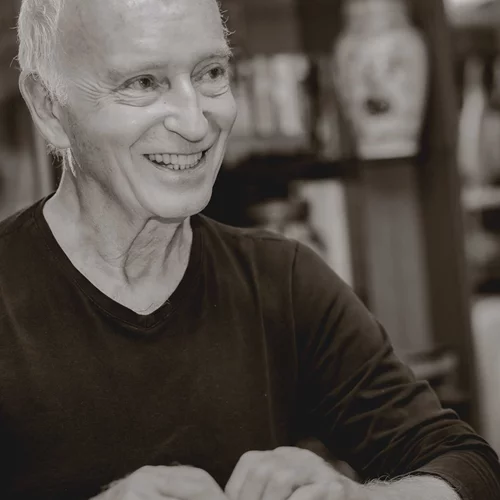 Ζαν Κασιές: "Στην Αθήνα φυσά ένας πνευματικός αέρας"