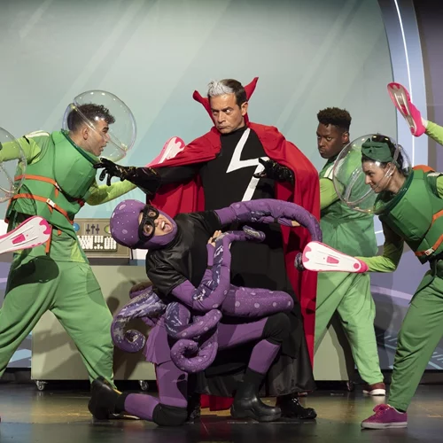 "Πράκτορες του Πλανήτη": Η Ελένη Ανδρεάδη γράφει για την παιδική σειρά βιβλίων που έγινε παράσταση