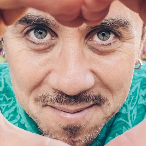 Ο Θανάσης Τσαλταμπάσης στο ρόλο του "Όσκαρ"