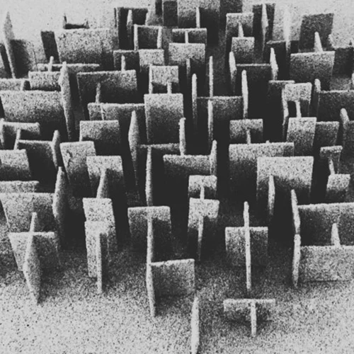 "CTRL+τ": Οι υπαρξιακοί συμβολισμοί του λαβύρινθου