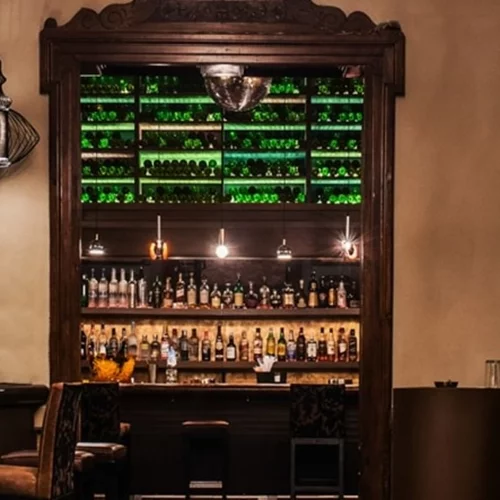 Feathers | The Joy of Giving: Ένα διαφορετικό event στο "Penthouse" του "Balthazar"