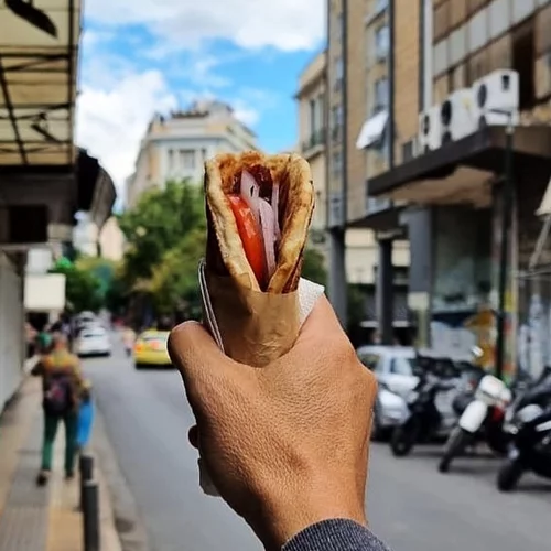 Κι αν αυτά είναι τα καλύτερα σουβλάκια της Αθήνας;