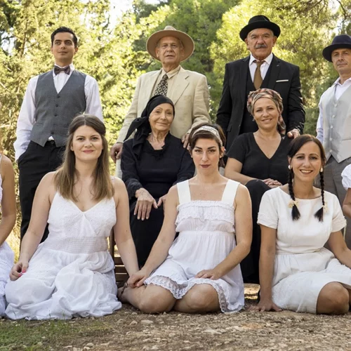 "Το σπίτι δίπλα στο ποτάμι" συνεχίζεται στο Θέατρο Coronet