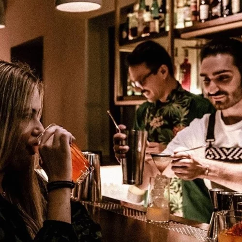 Η 'Κόκκινη Σβούρα' δε σταματά στιγμή να γυρνά