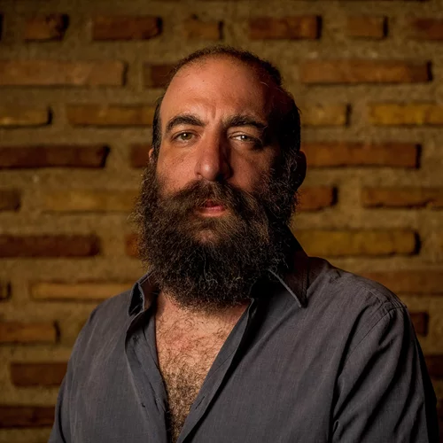 Δέκα πράγματα που μάθαμε για τον Αντώνη Τσιοτσιόπουλο