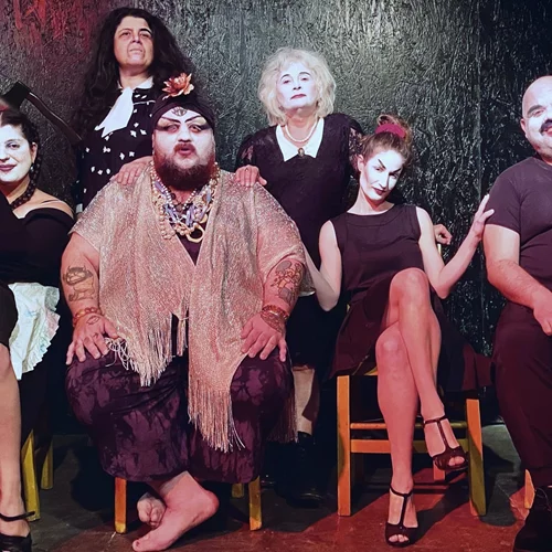 Η "Λεονάρντα" για δεύτερη συνεχόμενη χρονιά στο Θέατρο 2510