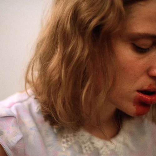 Ο "Κυνόδοντας" του Γιώργου Λάνθιμου δαγκώνει ακόμα