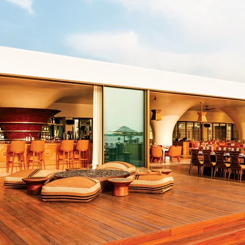 One&Only Aesthesis: Πολυπολιτισμική γαστρονομία δίπλα στη θάλασσα