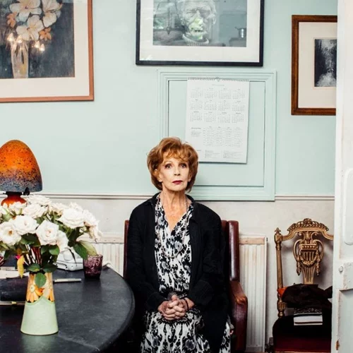 Αποχαιρετώντας τη σπουδαία συγγραφέα Edna O’ Brien