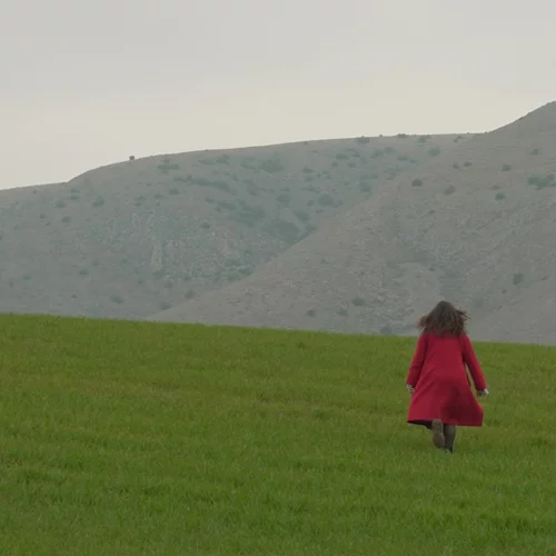 "Rebearth": Μια περφόρμανς για την κλιματική κρίση στο Αρχαίο Θέατρο Λάρισας