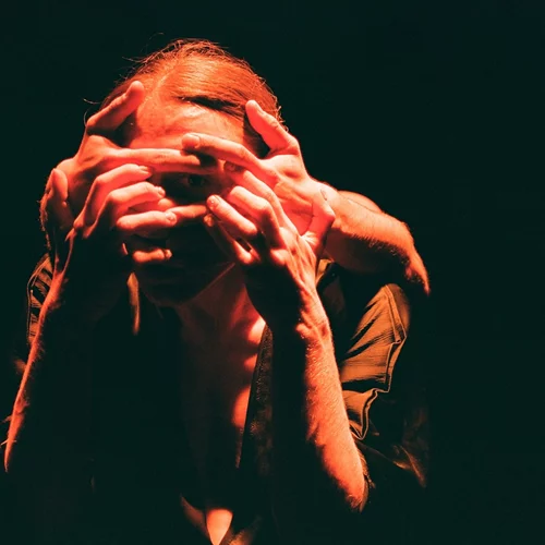 Στα Τζάμια Κρύσταλλα θα μάθεις το "the great nothing" του σύμπαντος