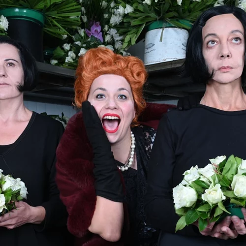 Παράταση για τις "Δούλες" με τις Δήμητρα Χατούπη, Μαρία Σαββίδου και Μαρία Νίκα