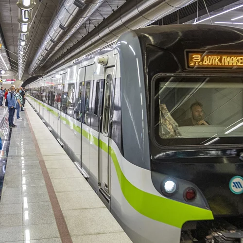 Μετρό, Τραμ και Λεωφορεία όλο το 24ωρο κάθε Σάββατο