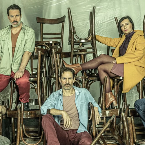 Το "Καφενείο "Το επέκεινα" του Μιχάλη Σπέγγου συνεχίζεται για δεύτερη χρονιά