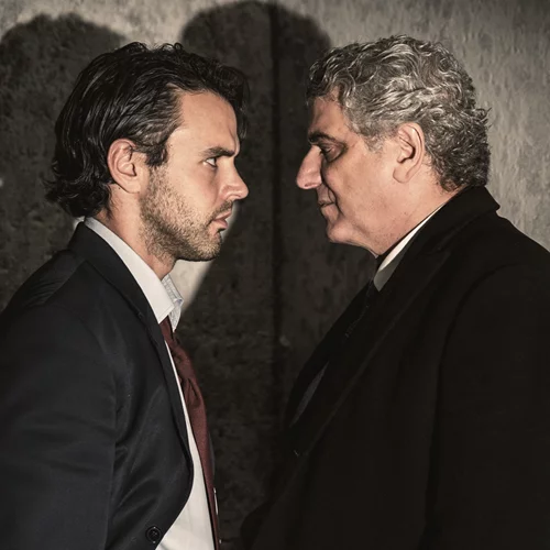 "Ο θάνατος του εμποράκου": Ο Βλαδίμηρος Κυριακίδης σε καλοκαιρινή περιοδεία με την μεγάλη θεατρική επιτυχία