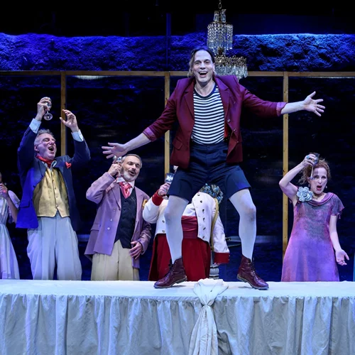 9 χρόνια Θέατρο Σταθμός: 16 παραστάσεις με το ελληνικό έργο στο επίκεντρο