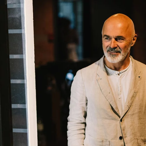 Ο Στάθης Λιβαθινός ανεβάζει το "Ημερολόγιο ενός τρελού"