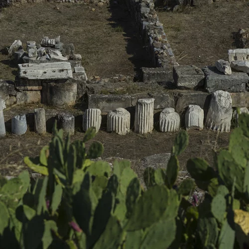 Τα ελευσίνια μυστήρια γίνονται αφορμή για μια ιδιότυπη εικαστική έκθεση στον αρχαιολογικό χώρο της Ελευσίνας