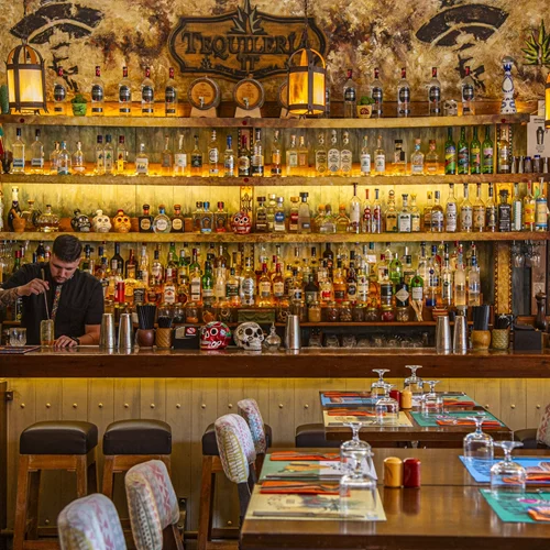 Amigos: Μexi-summer σε Γλυφάδα και Νέα Σμύρνη