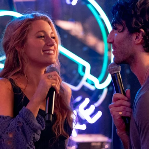 Εκτροχίασε ή ωφέλησε η αμφιλεγόμενη προώθηση του "Τελειώνει με Εμάς" την ταινία;