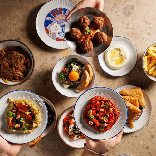 Πού τρώει και πίνει τώρα η Αθήνα