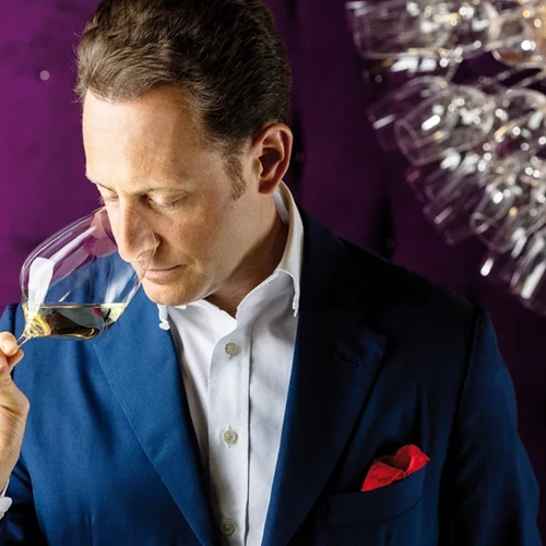 Maximilian Riedel, ο δεξιοτέχνης των ποτηριών στην Αθήνα