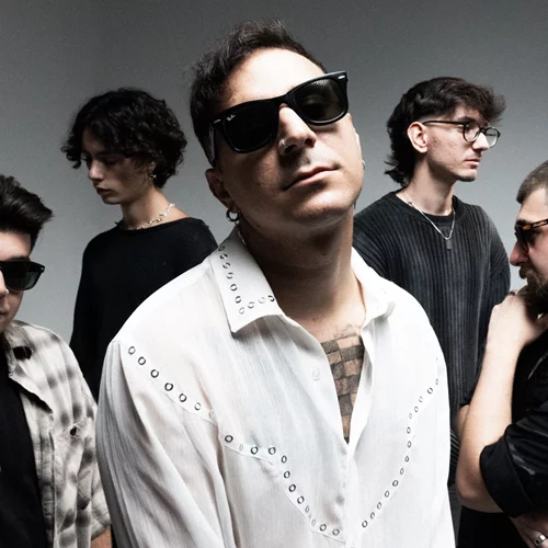 Οι Royal Arch σκορπούν "Love & Terror" στο Aux Club