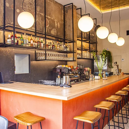 'Di Lien': To νέο μπαρ στη Στουρνάρη