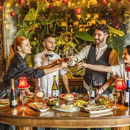 O "Παλιάτσος" μπαίνει σε festive mood