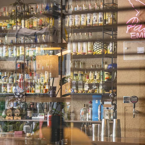 Η -περίπου- μυστική mezcaleria του Barro Negro επιστρέφει