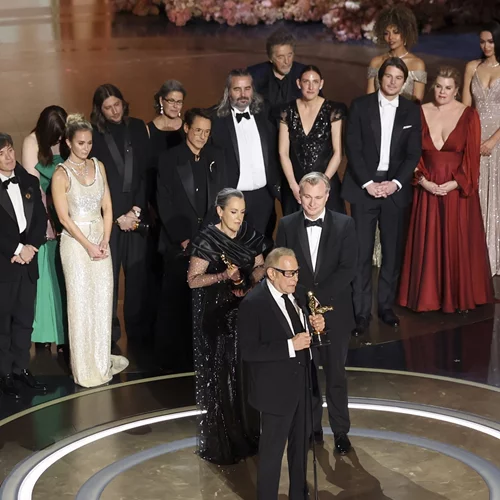 Το "Οπενχάιμερ" σάρωσε τα 96α βραβεία Όσκαρ 2024 - Τέσσερα βραβεία για το "Poor Things"