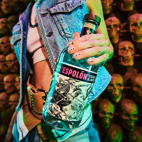 Την Ημέρα των Νεκρών, η Espolòn Tequila γιορτάζει την ίδια τη ζωή