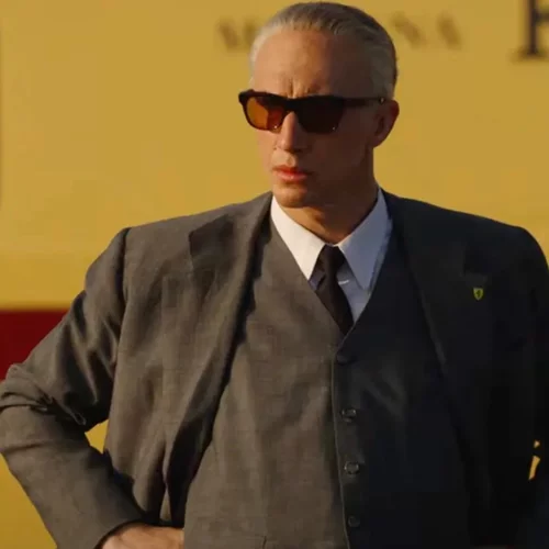 Ο Άνταμ Ντράιβερ είναι ο Ένζο "Ferrari" (trailer)