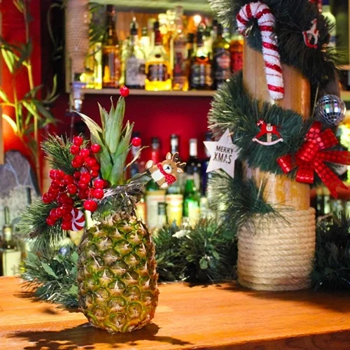 Γιορτές με τροπικό twist στο "Tiki Bar Athens"