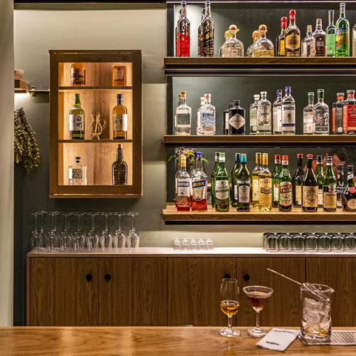 "Ham on Rye": Στα Εξάρχεια για την επόμενη σπουδαία μπάρα της Αθήνας