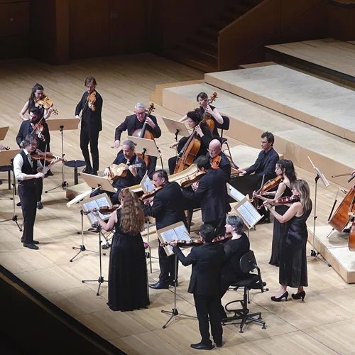 Μουσική μπαρόκ x3: ερεθιστικές "Τέσσερις εποχές" από Σάτο-Καμεράτα, επαναγνωριμία με το βιολοντσέλο πίκκολο και περιπλάνηση στις μεσαιωνικές παραδόσεις της Μεσογείου και της Ανατολής