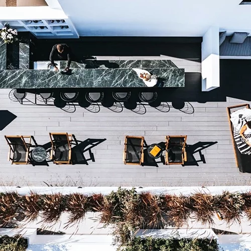 Πού τρώει και πίνει η Αθήνα στις αρχές του καλοκαιριού